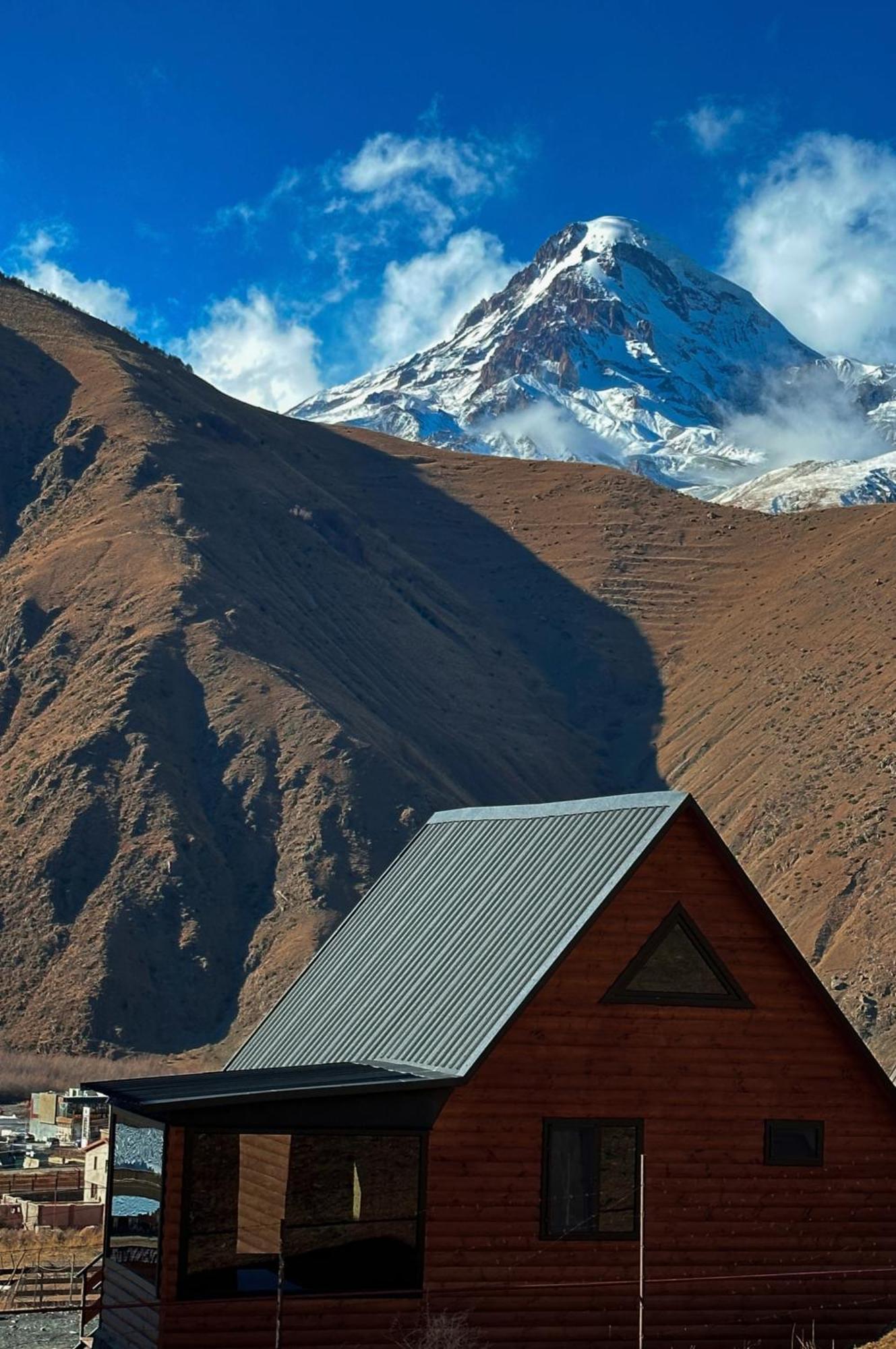 Kazbegi Inn Cottages Exteriér fotografie