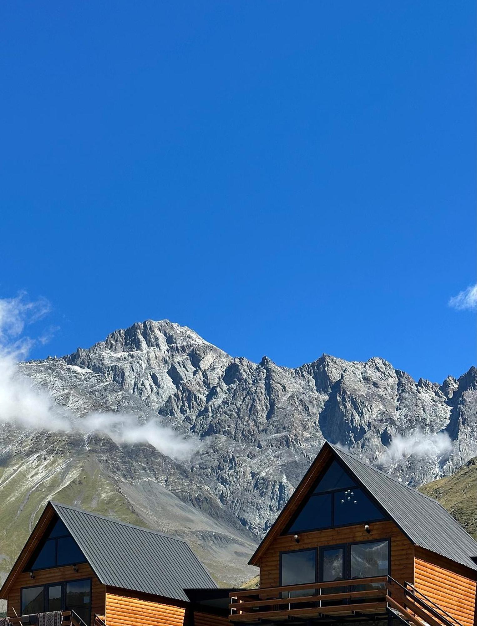 Kazbegi Inn Cottages Exteriér fotografie