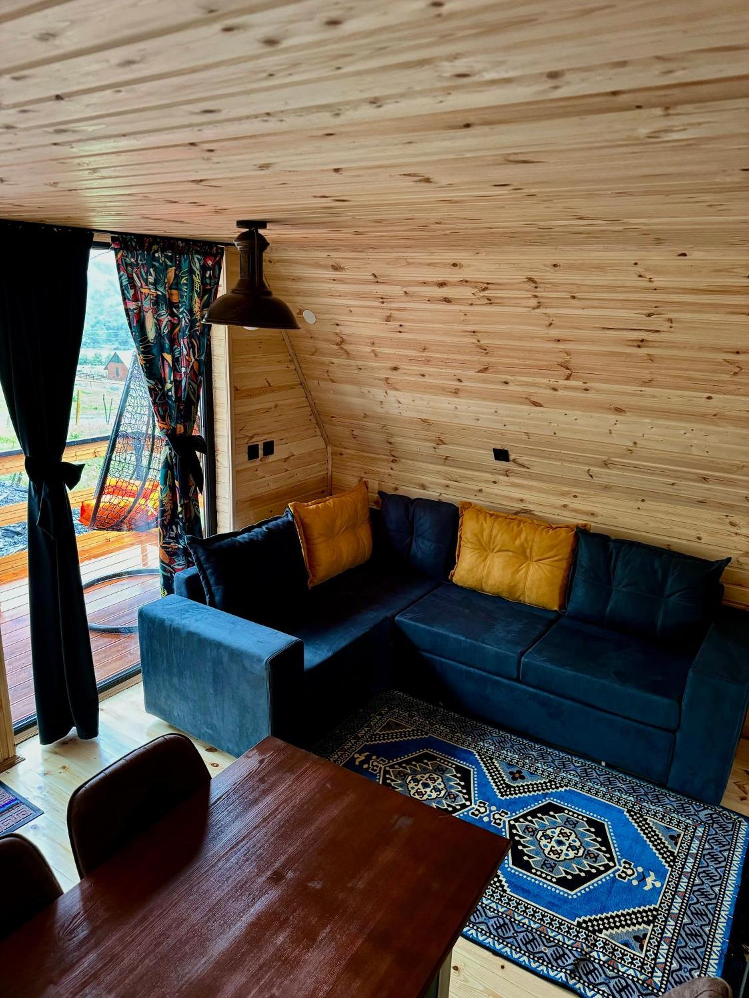 Kazbegi Inn Cottages Exteriér fotografie