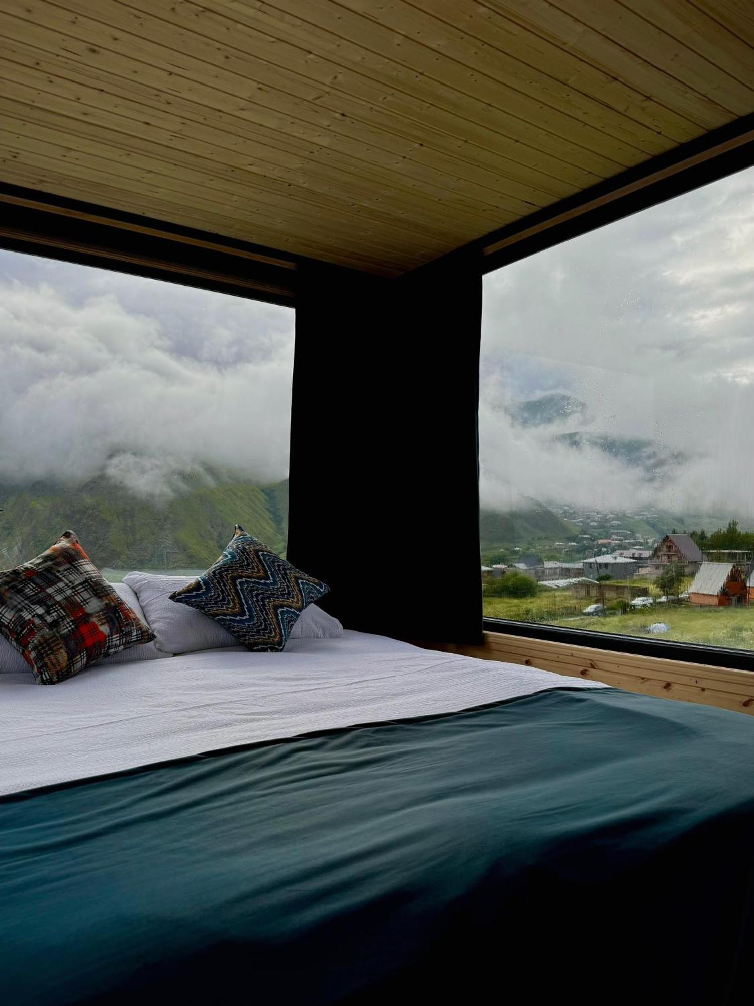 Kazbegi Inn Cottages Exteriér fotografie