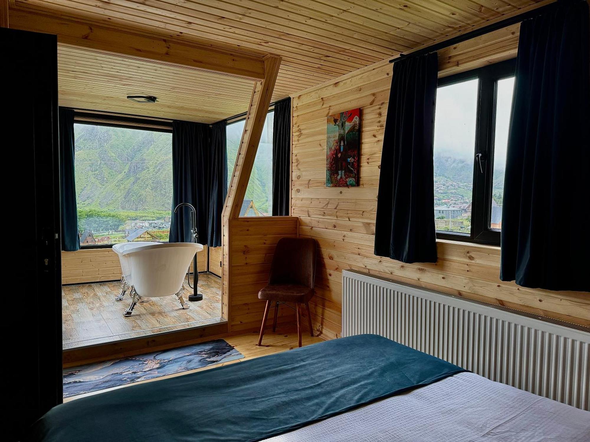 Kazbegi Inn Cottages Exteriér fotografie