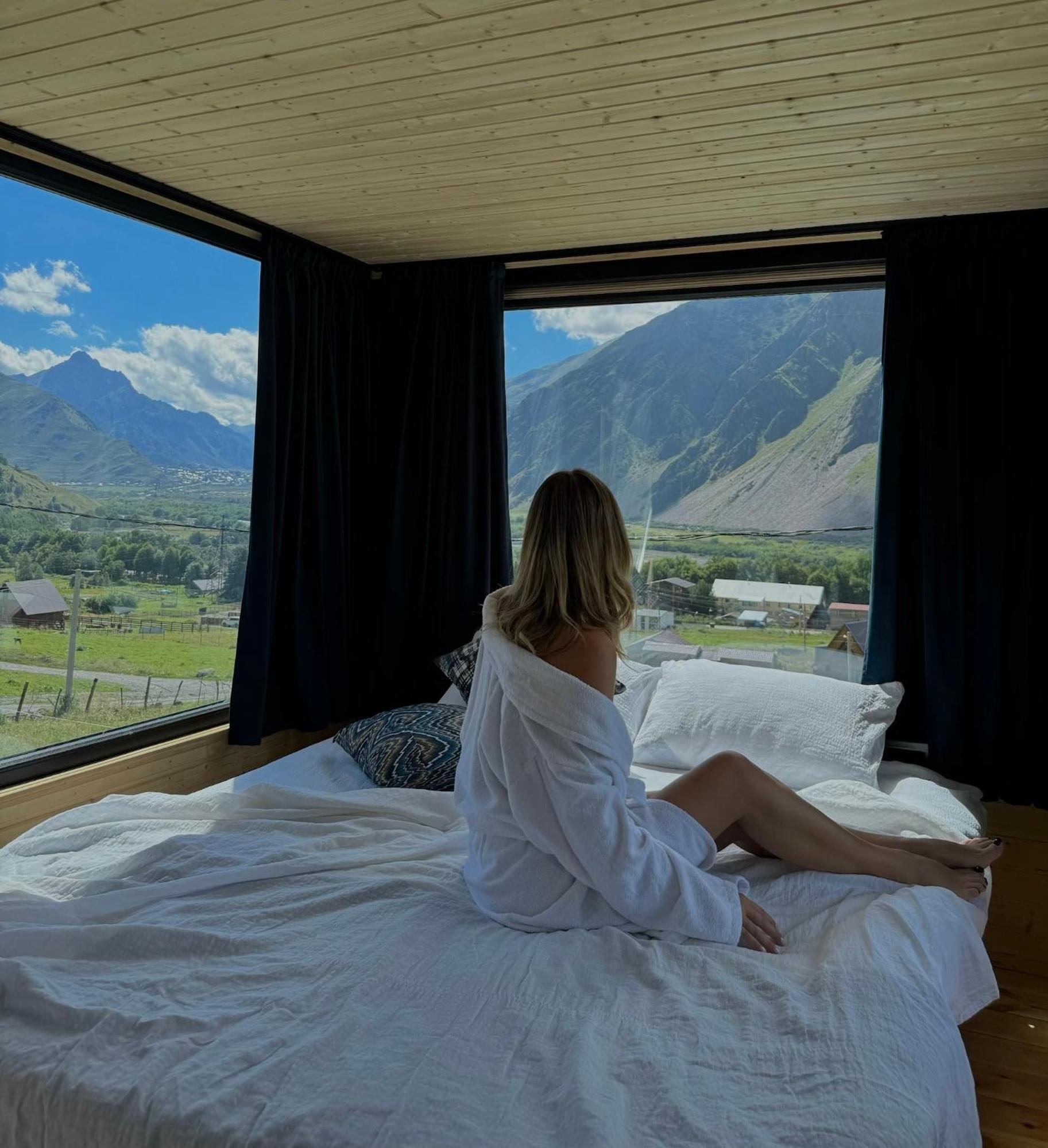 Kazbegi Inn Cottages Exteriér fotografie